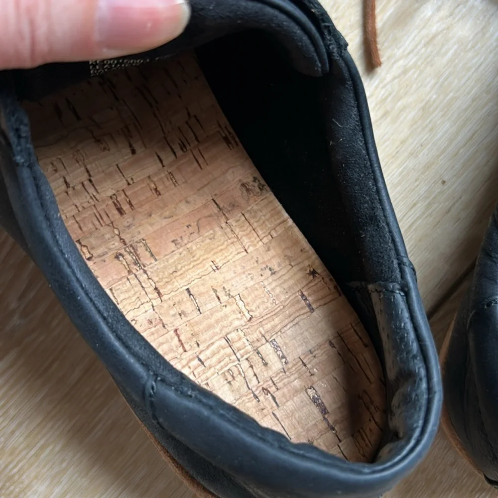 KORK-EASE Paislee Sneaker Women's Size 8 Black Leather Slip-On Cork Inso…